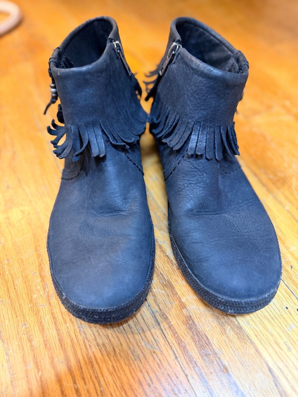 UGG Tiana Black Leather Fringe Ankle Booties Size 9.5